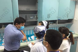 华谋咨询为某医院针对已经通过验收的样板科室进行红牌作战培训